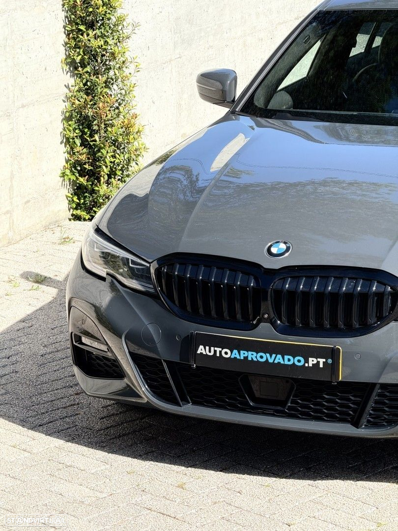 BMW 330 e Pack M Auto - 36