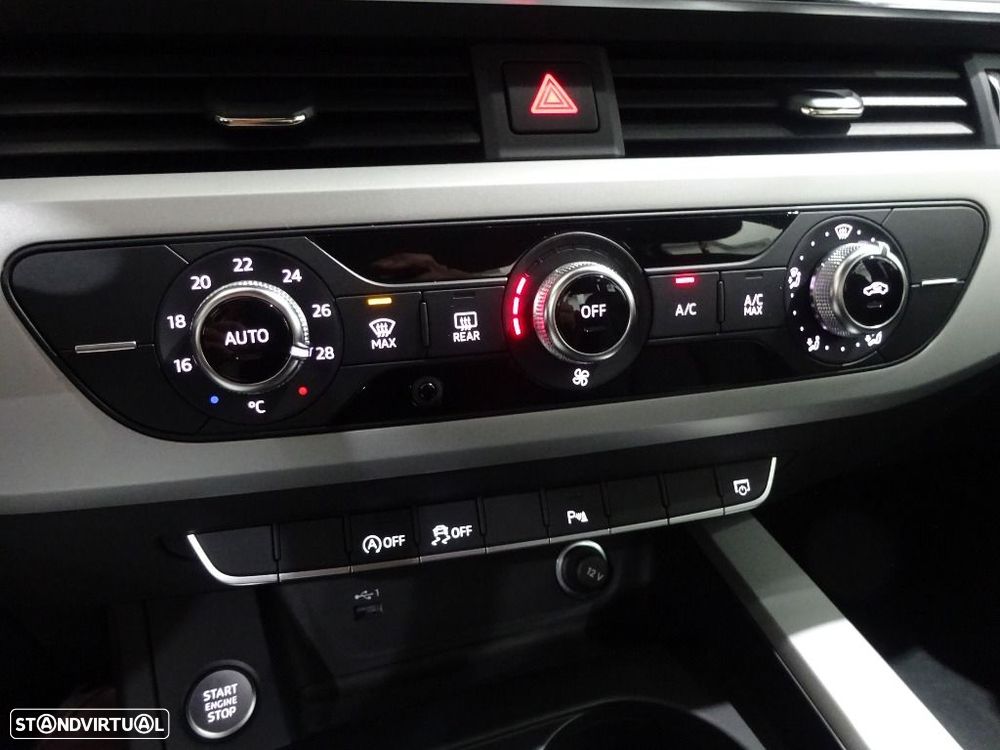 Audi A4 35 TDI S tronic - 27