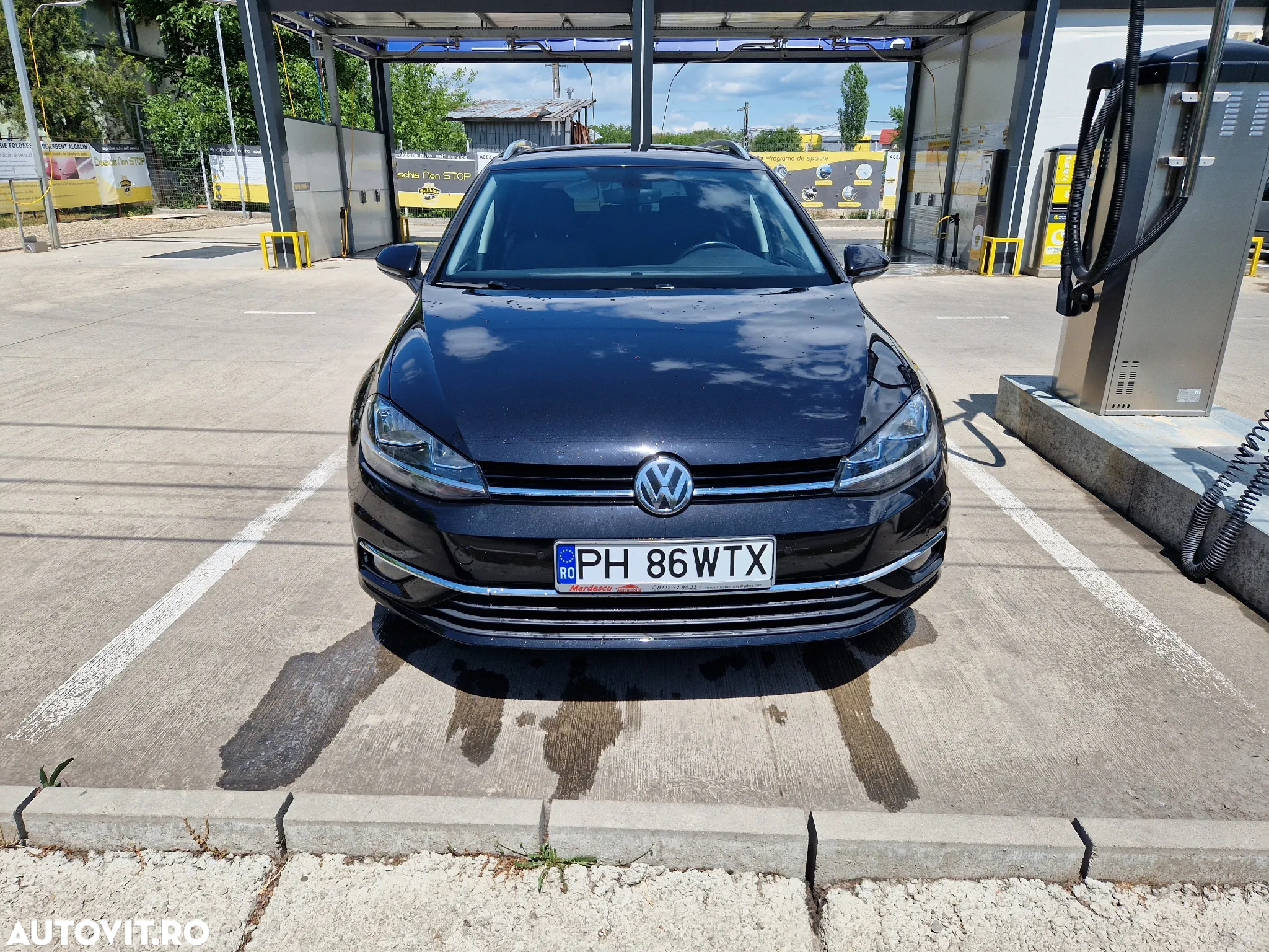 Volkswagen Golf 1.6 TDI DSG Highline - 2