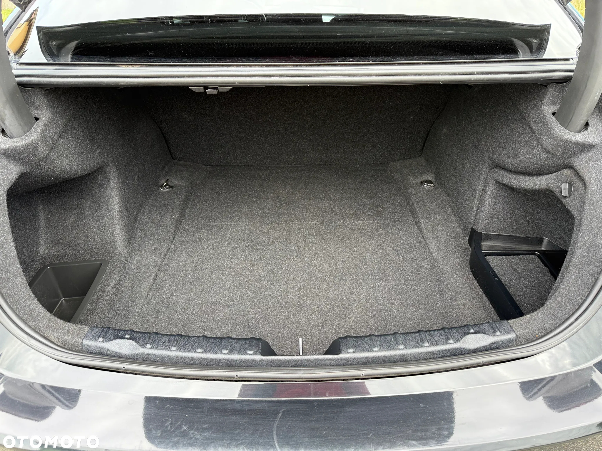 BMW Seria 3 316i - 13
