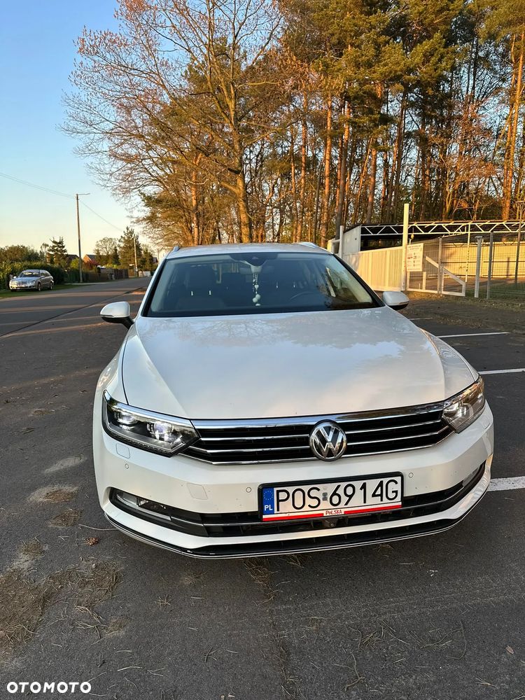 Volkswagen Passat - 2