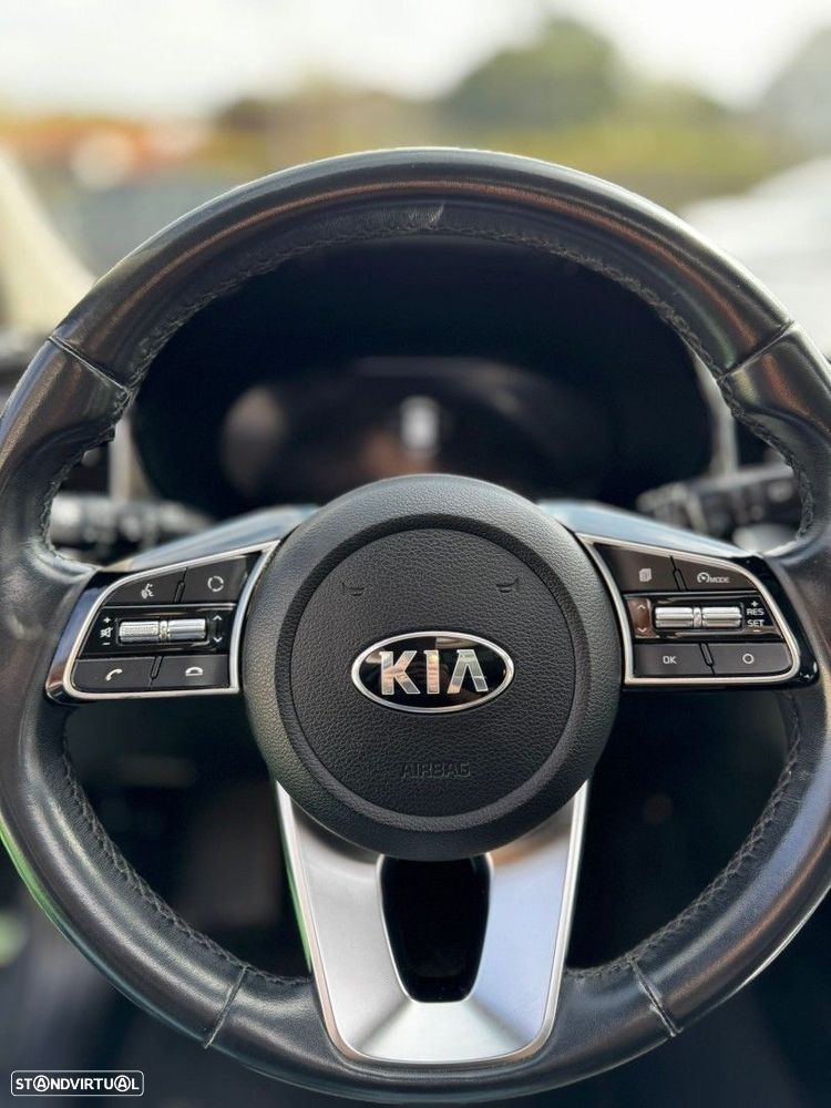 Kia XCeed 1.6 CRDi Tech+SRF 7DCT - 11