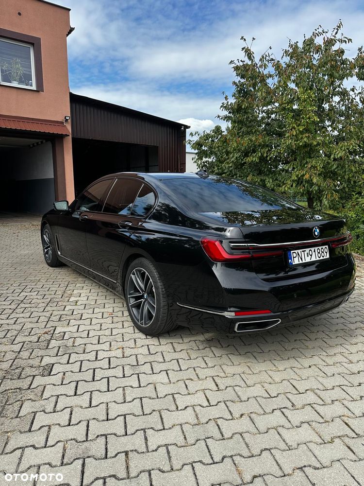BMW Seria 7 2021 photo 5