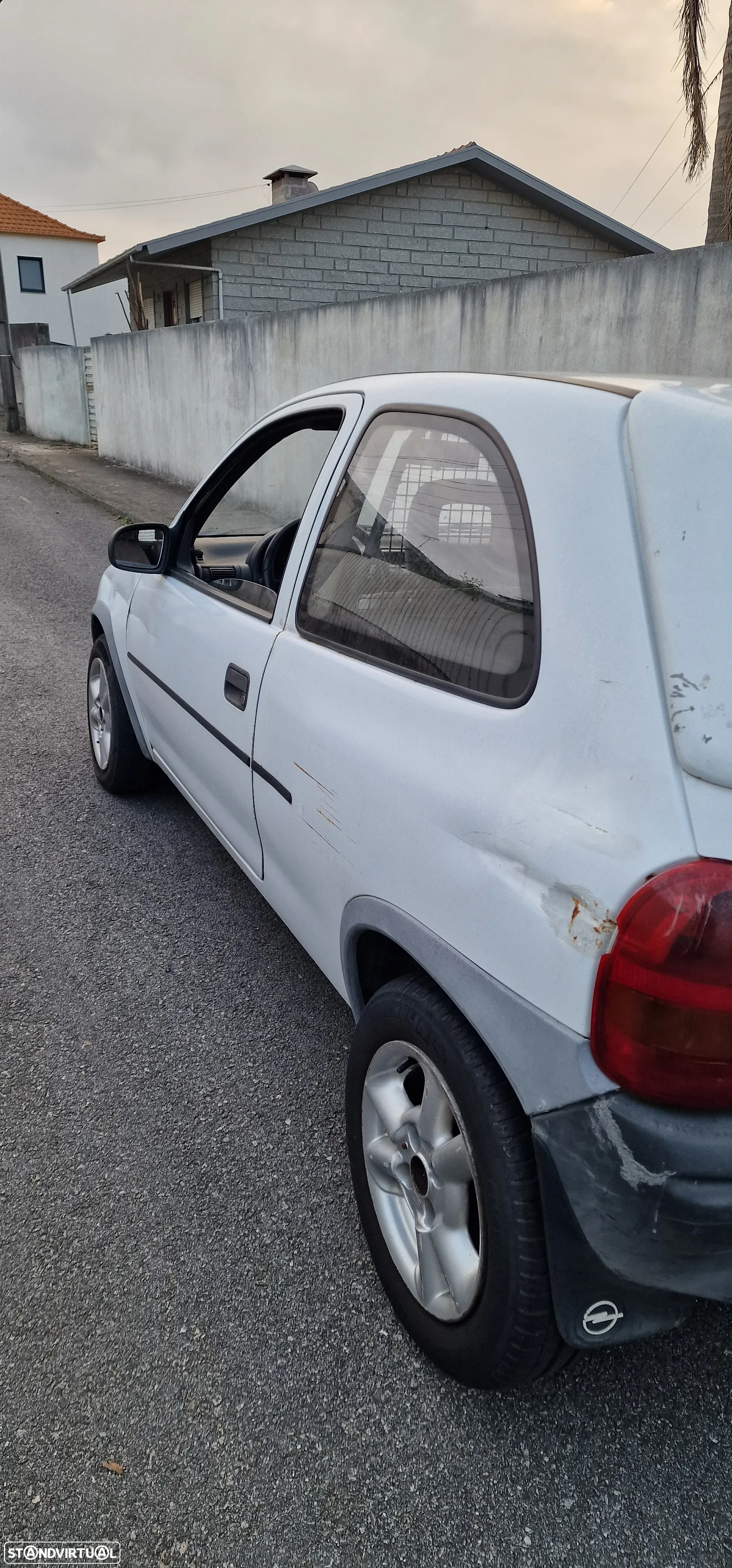 Opel Corsa 1.5 D Eco - 4