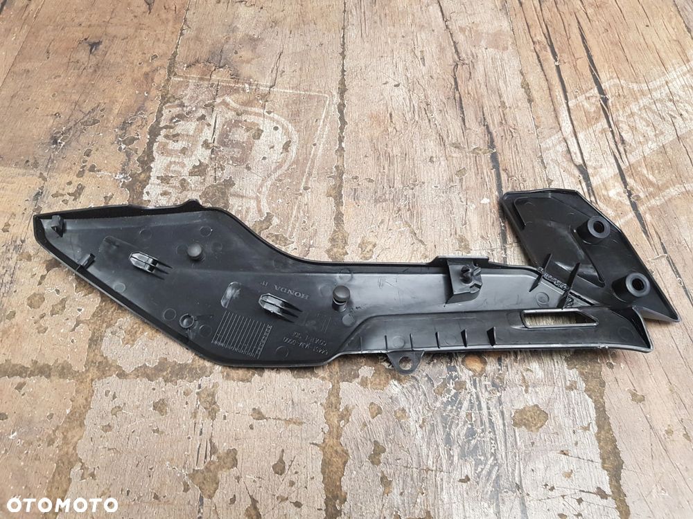 Osłona owiewka lewa Honda VFR800F Iterceptor 64451-MJM-D000 - 8