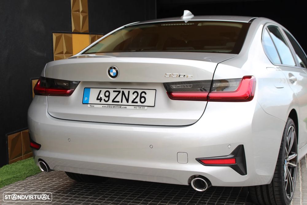 BMW 330 e Auto - 8