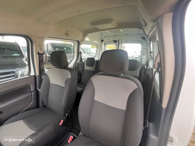 Renault Kangoo Z.E. 33 - 11