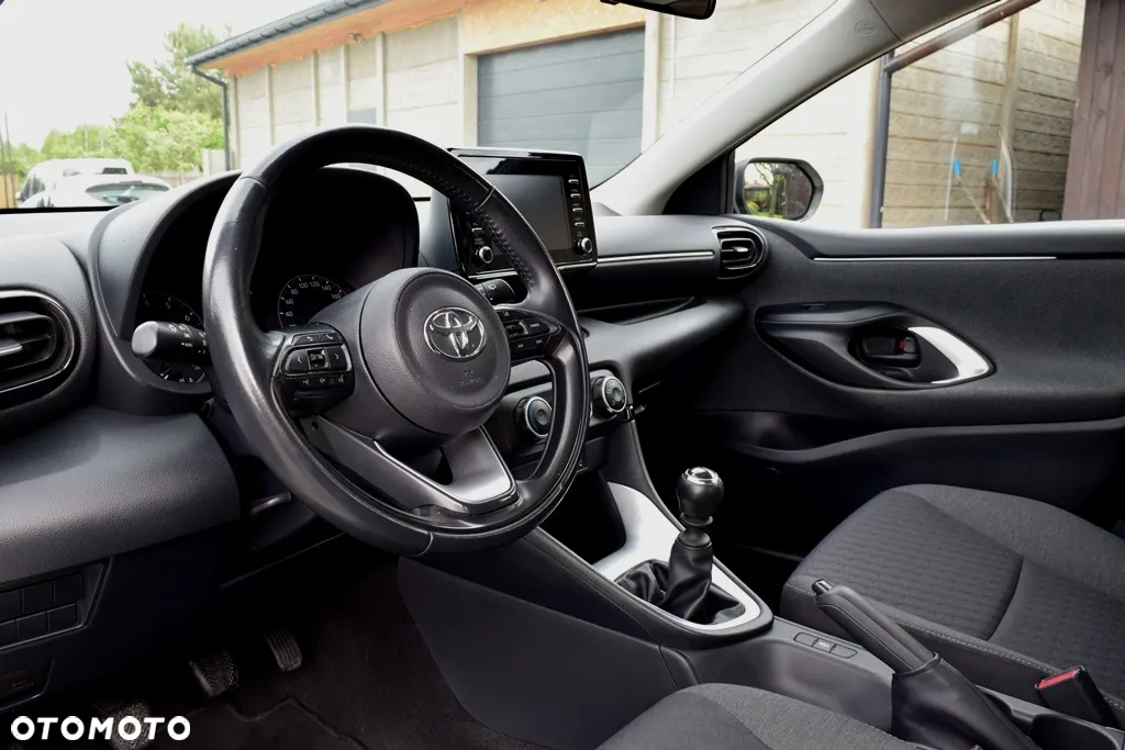Toyota Yaris 1.5 Comfort - 16