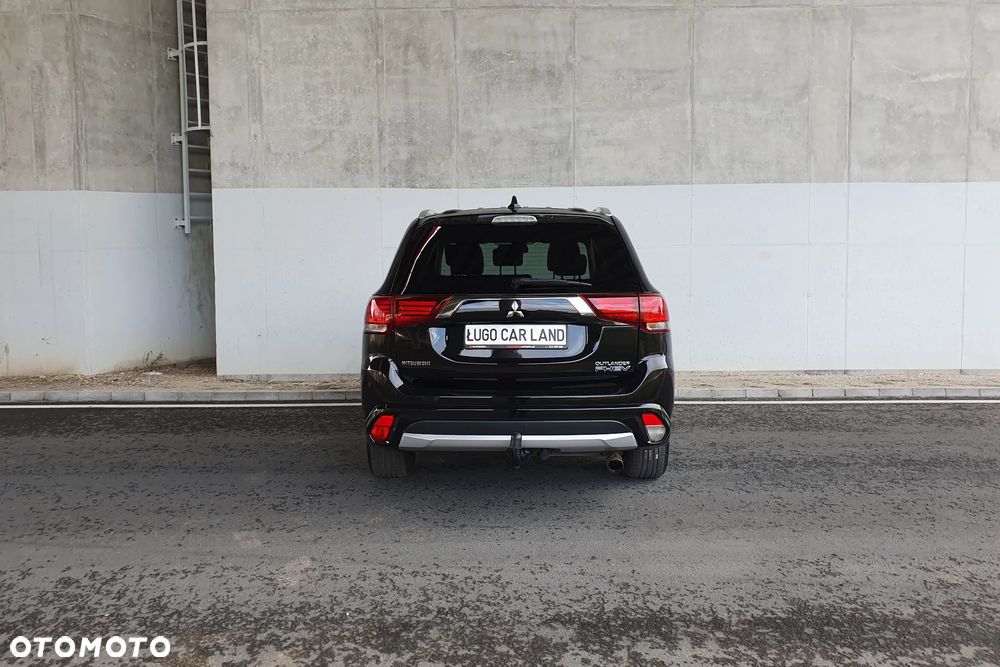 Mitsubishi Outlander Instyle NAVI - 6