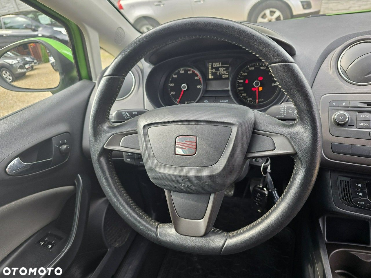 Seat Ibiza SC 1.4 16V Style - 13