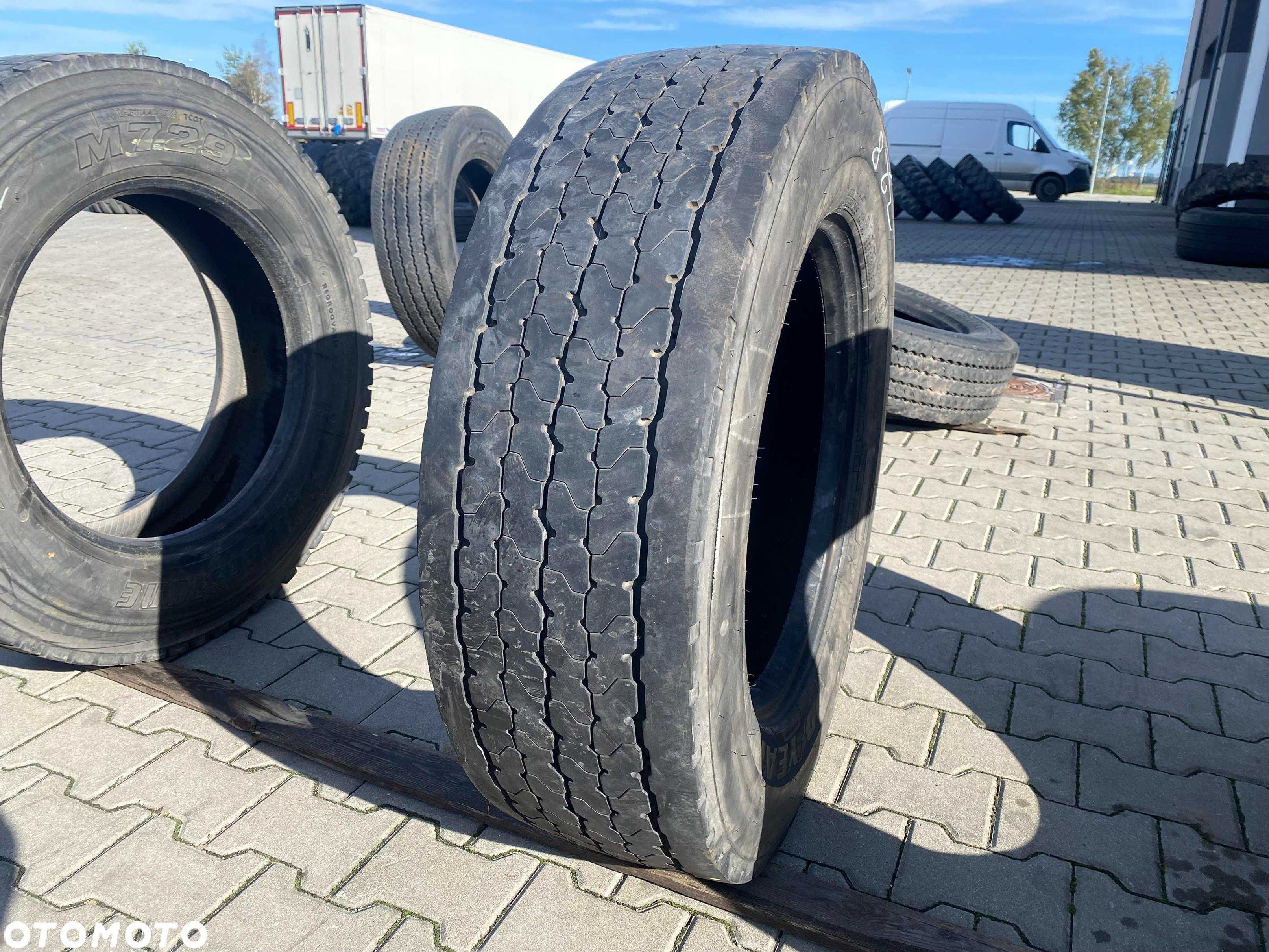 275/70R22.5 Opona GOODYEAR  ULTRA GRIP WTD  8-9mm Napęd - 1