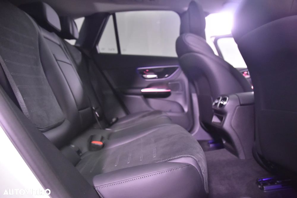 Mercedes-Benz GLC 220 d 4MATIC MHEV - 13