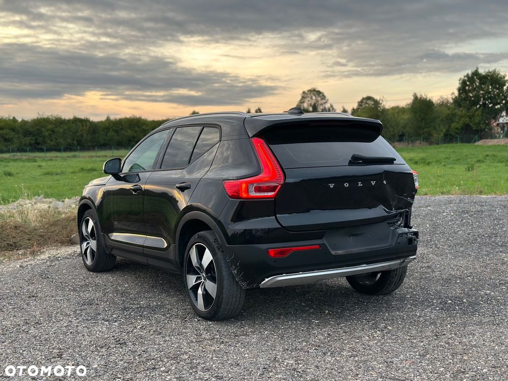Volvo XC 40 T4 AWD Geartronic Momentum Pro - 15