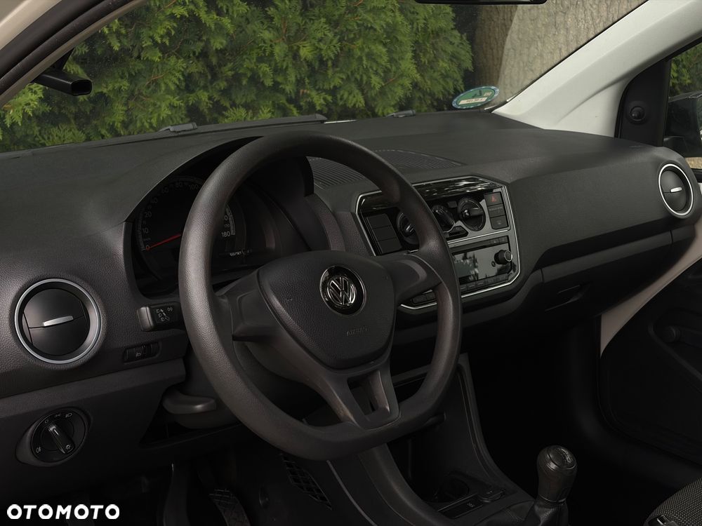 Volkswagen up! - 12