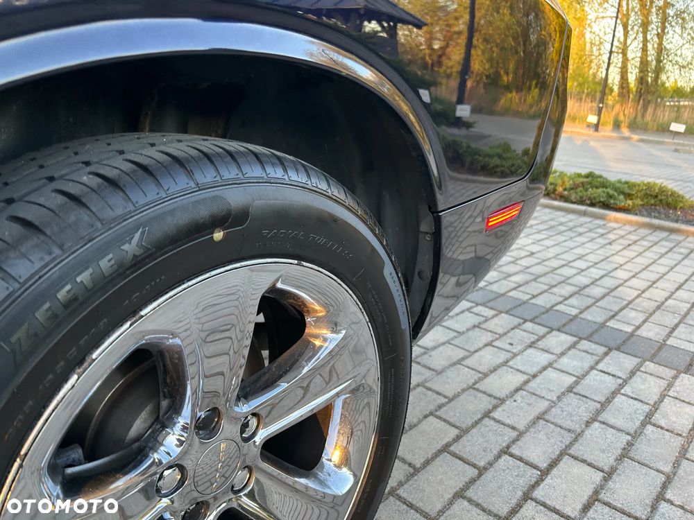 Dodge Challenger 3.5 SE - 14