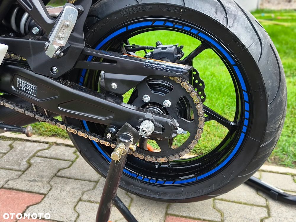 Kawasaki Ninja - 19