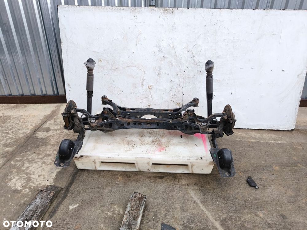 SANKI WÓZEK TYŁ BELKA KOMPLET AUDI A3 8V SEDAN VW SEAT 3Q0505315L - 1