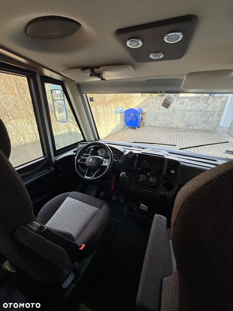 KNAUS LIVE I 650 MEG - 11