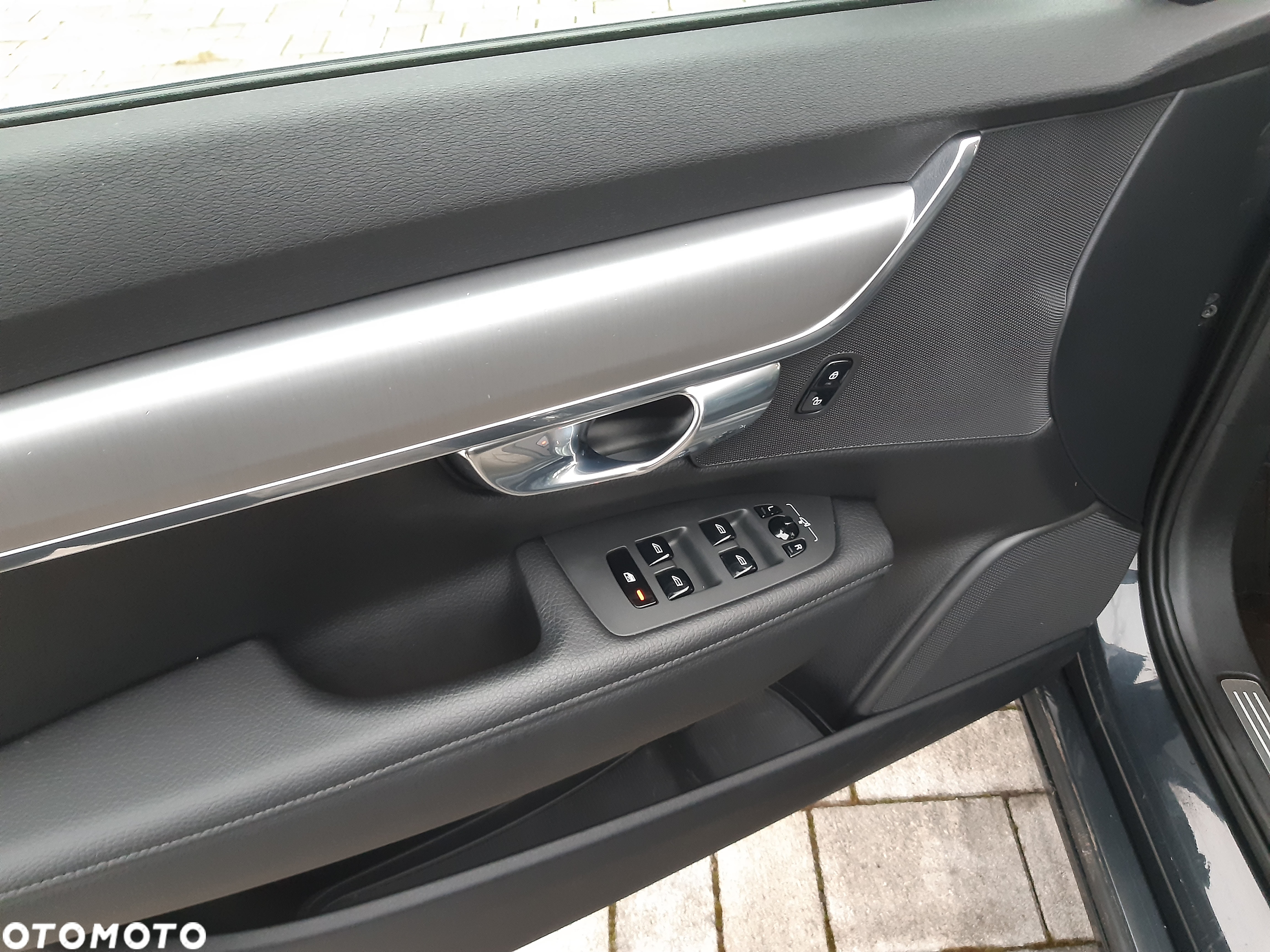 Volvo V90 D3 Momentum - 31