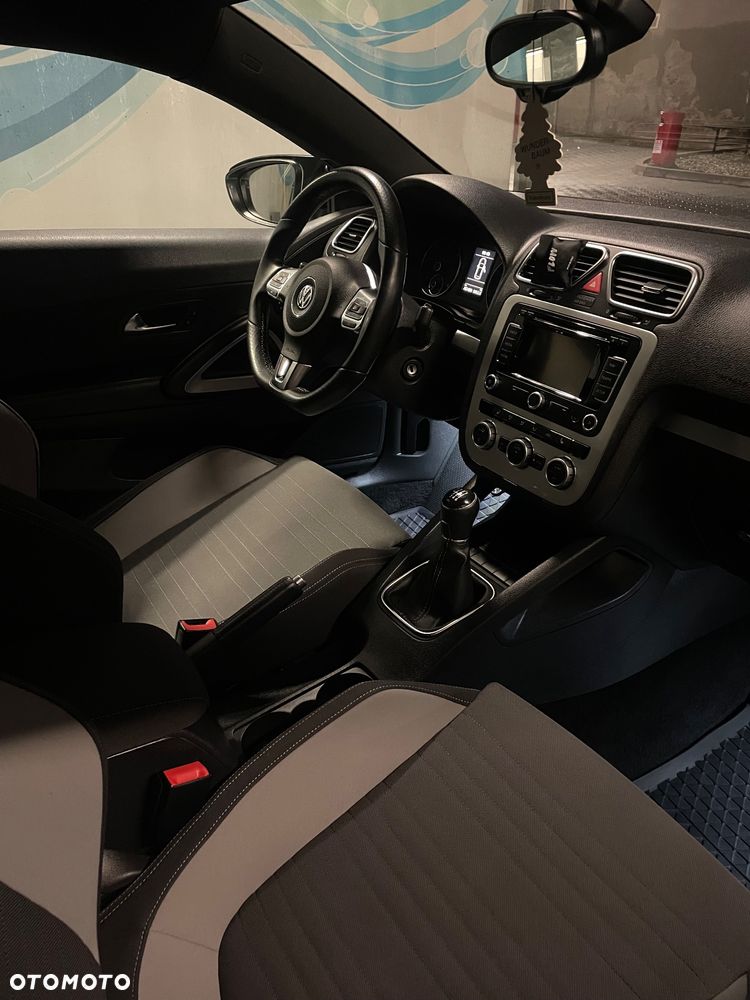 Volkswagen Scirocco 2.0 TDI Life - 11