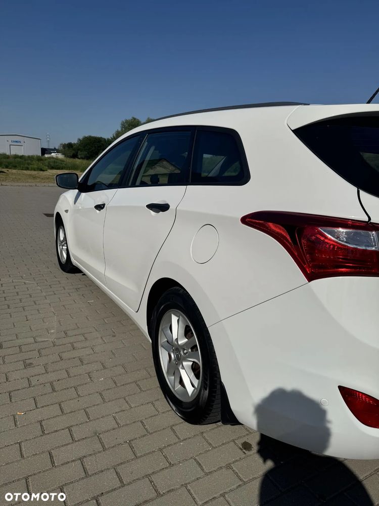 Hyundai i30 1.6 Comfort - 9