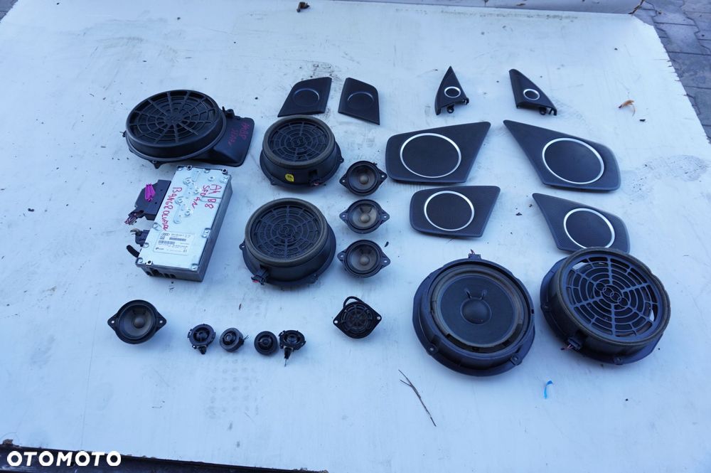 GŁOŚNIKI WZMACNIACZ AUDIO BANG & OLUFSEN 8T0035223T AUDI A4 B8 - 1