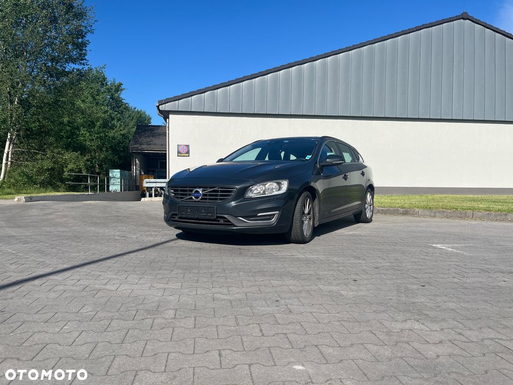 Volvo V60 D2 Drive-E Summum - 2