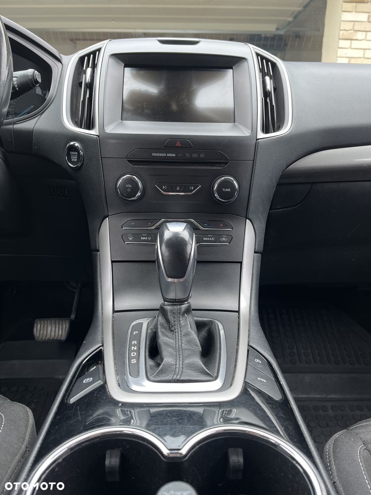 Ford S-Max - 5