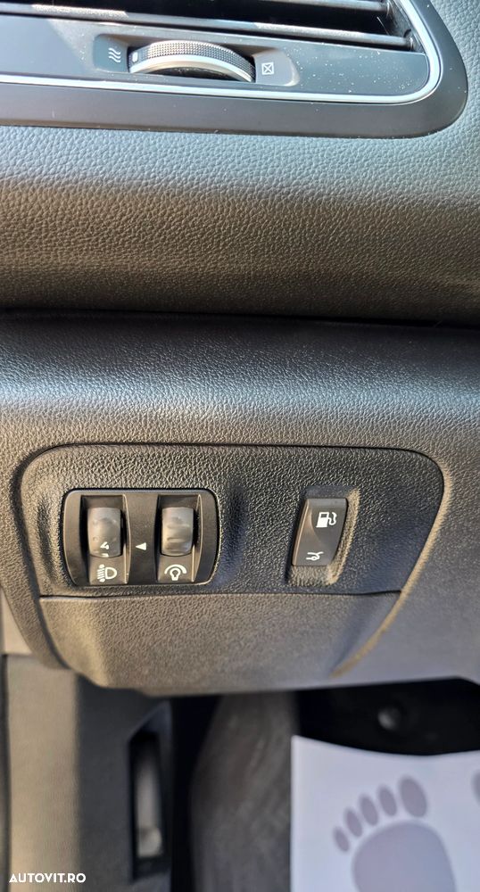 Renault Megane TCe 140 EDC GPF Zen - 20