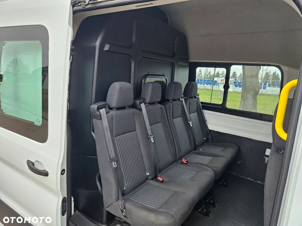 Ford Transit - 13