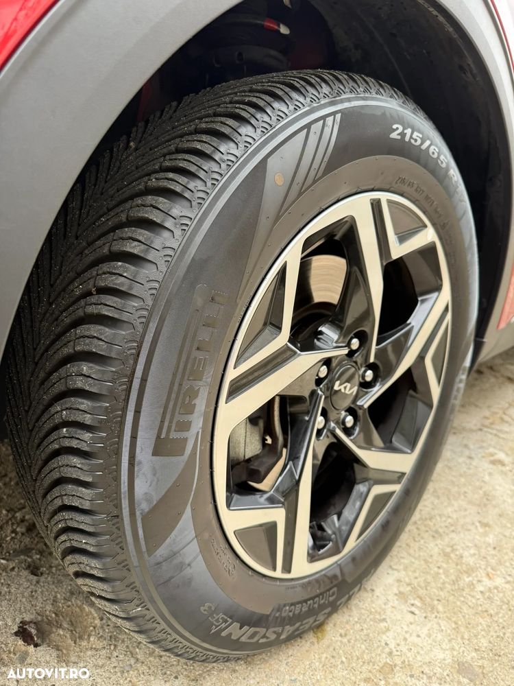 Kia Sportage 1.6 T-GDI MHEV 6MT 4x2 Urban - 17