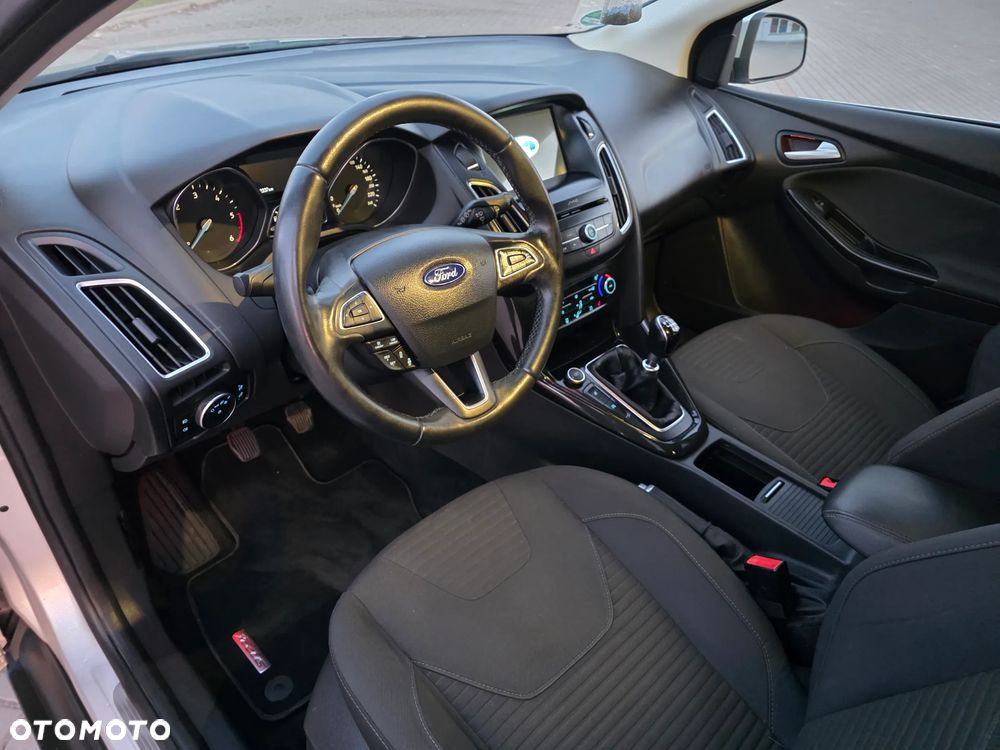 Ford Focus SW 2.0 TDCi Titanium ASS - 17
