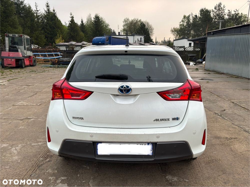 Toyota Auris Hybrid 135 Prestige - 3