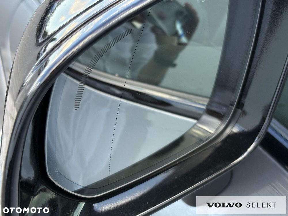 Volvo XC 60 - 38