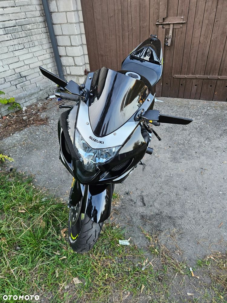 Suzuki GSX-R - 2