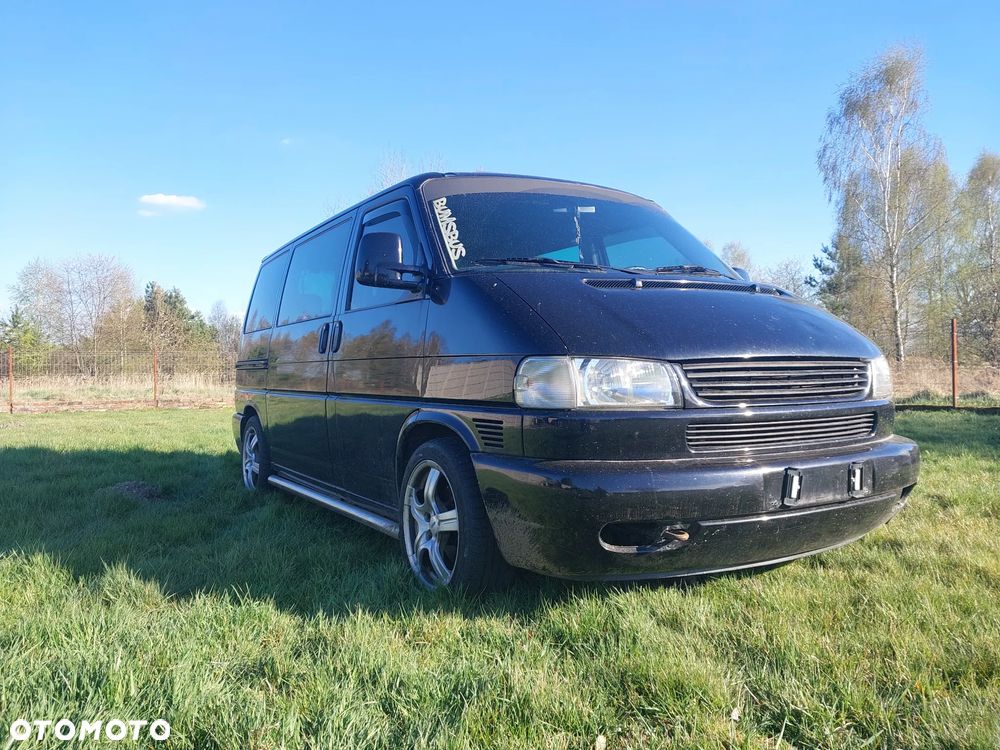 Volkswagen Caravelle - 3