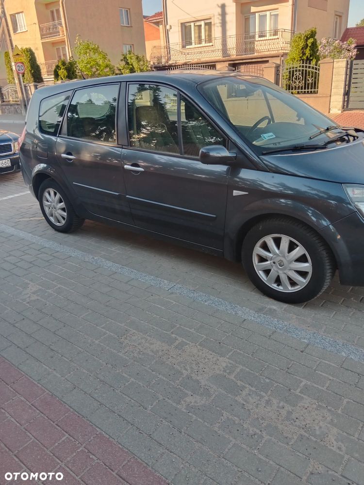 Renault Scenic - 3