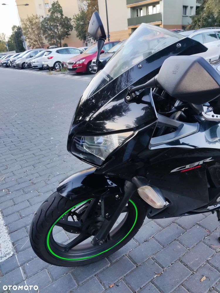Honda CBR - 3