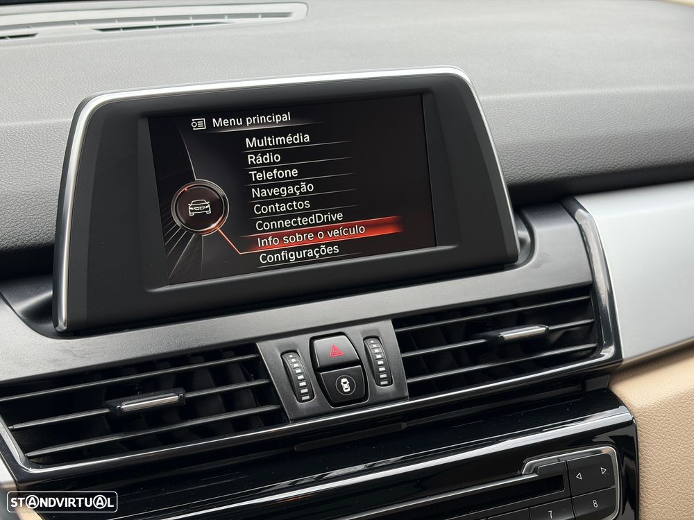 BMW 225xe Active Tourer iPerformance Luxury Line - 31
