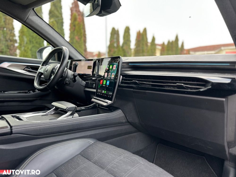 Renault Austral E-Tech Full Hybrid 200 Iconic - 17