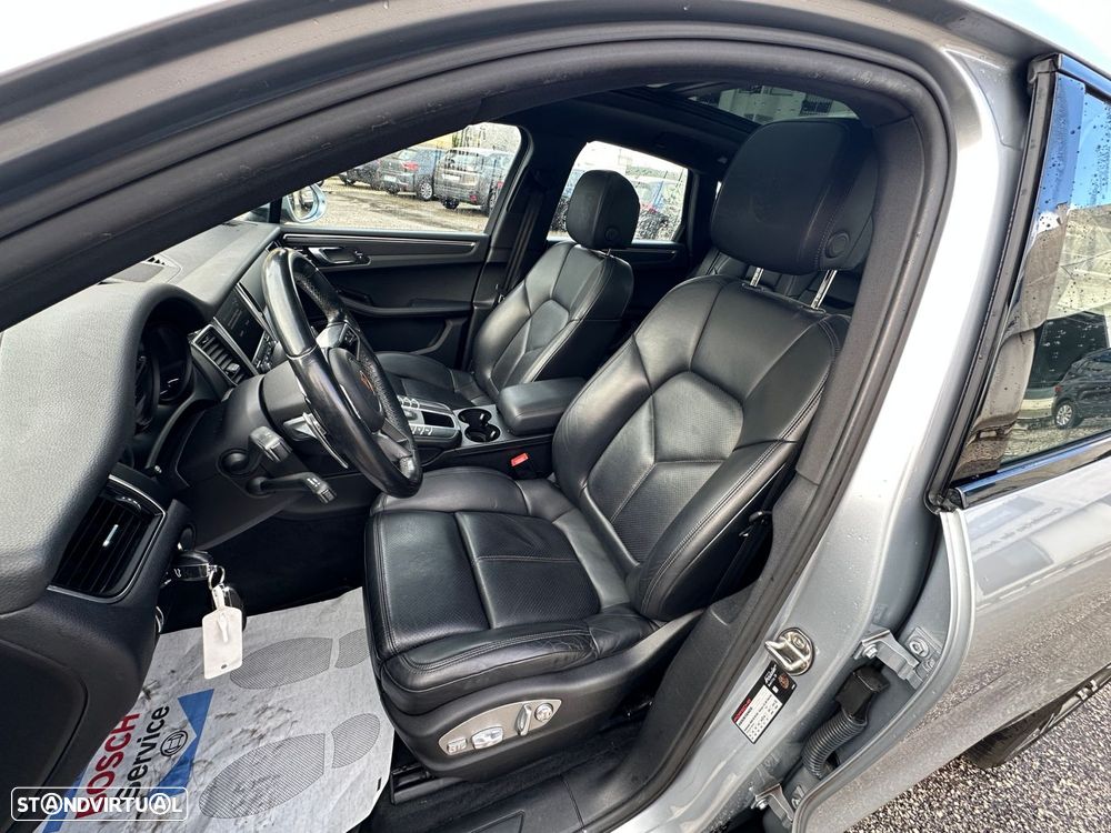 Porsche Macan Standard - 17