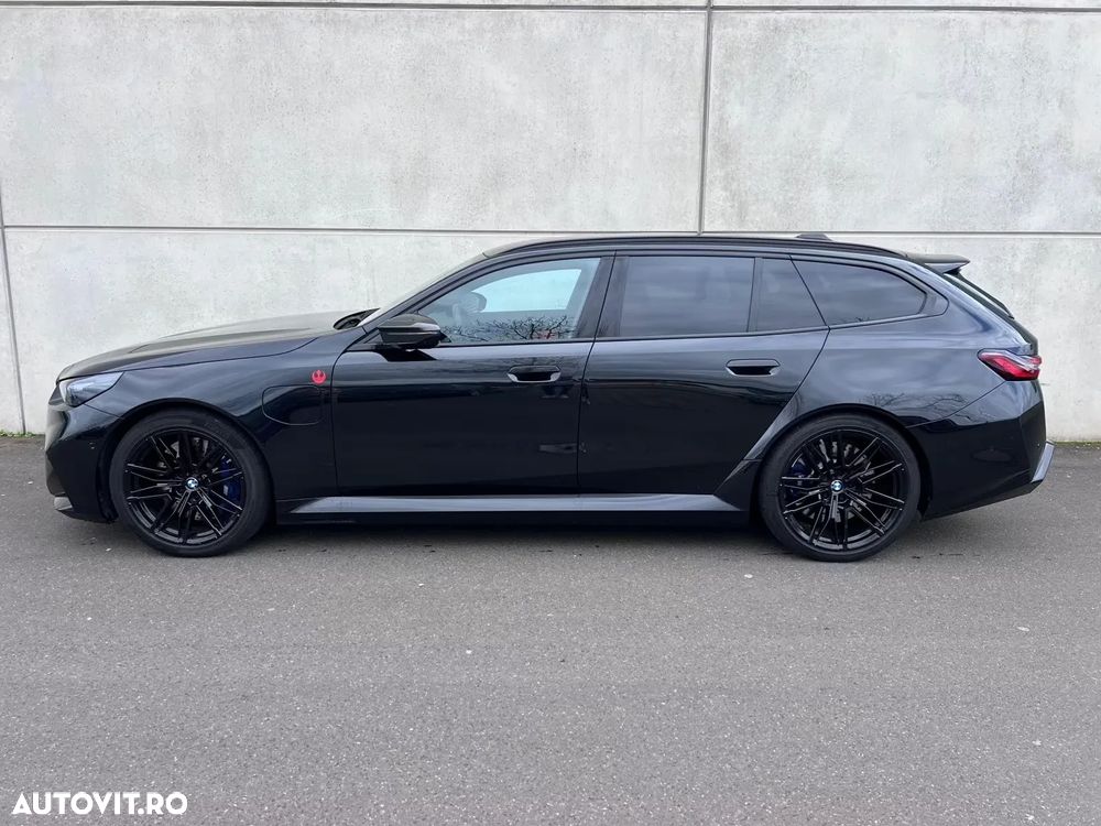 BMW M5 xDrive AT PHEV - 3