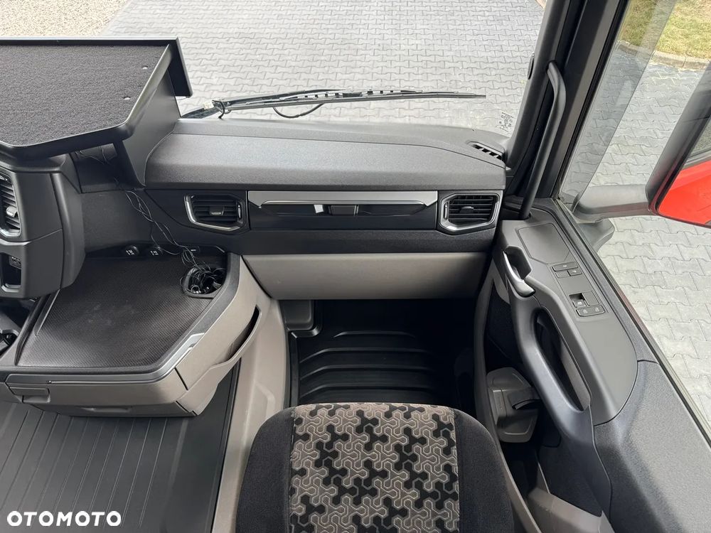 Scania R 450 / ACC / DWA DUŻE ZBIORNIKI ON / DWA ŁÓŻKA / RETARDER / DUŻA NAVI / VIRTUAL KOKPIT - 28