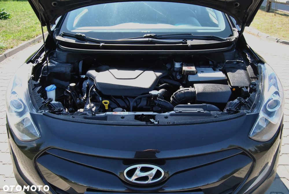 Hyundai i30 - 16
