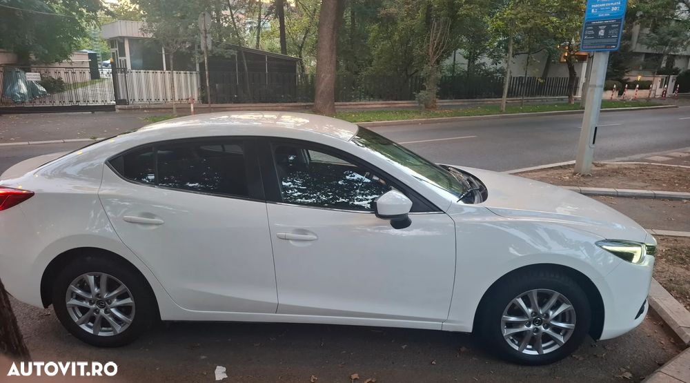 Mazda 3 - 4