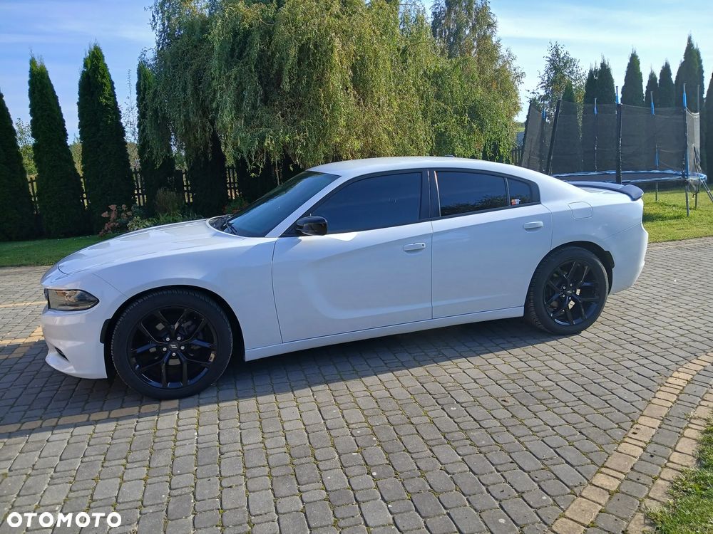 Dodge Charger - 7