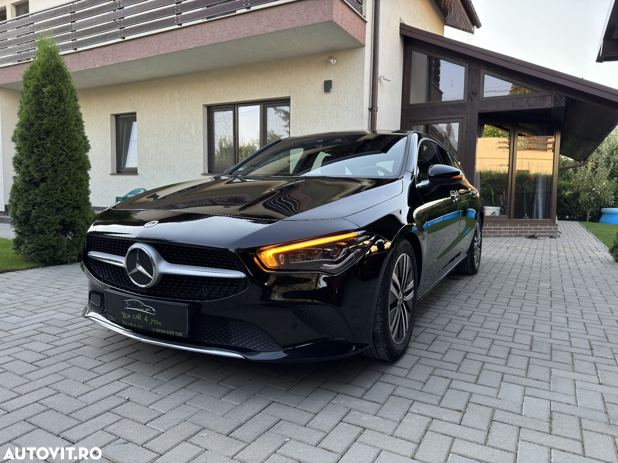 Mercedes-Benz CLA 200 7G-DCT Progressive - 23