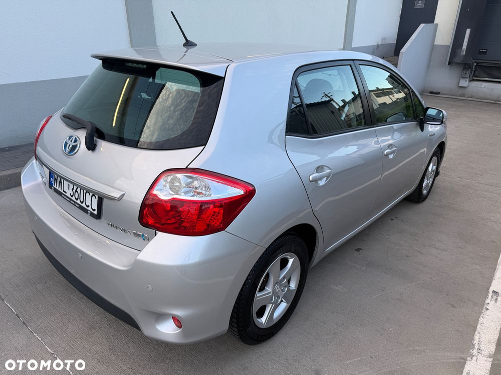 Toyota Auris - 4