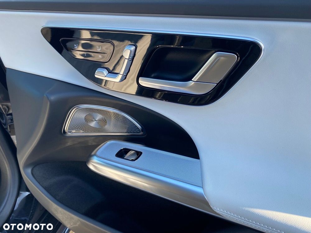 Mercedes-Benz Klasa E - 20