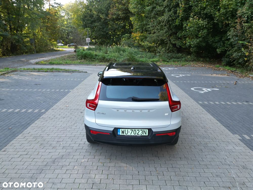 Volvo Xc40 2022 photo 2